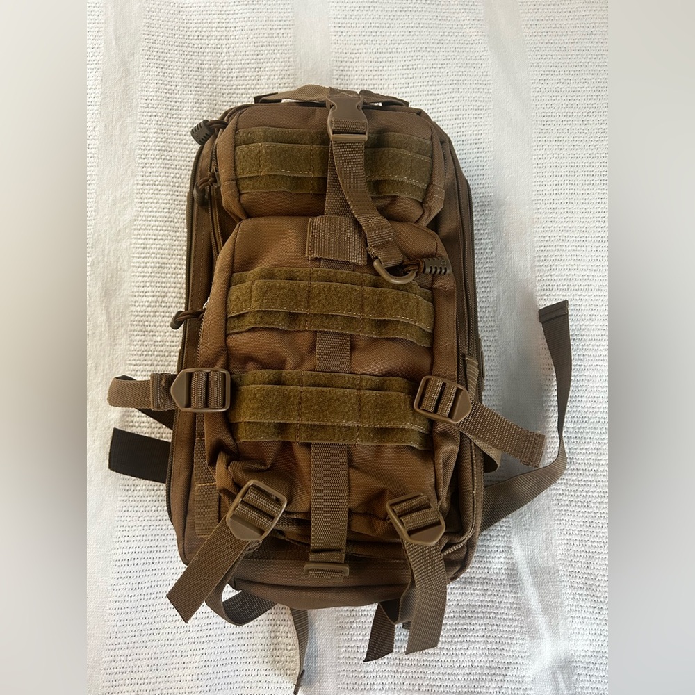 Flying Circle Coyote Brown Transport Pack Level III